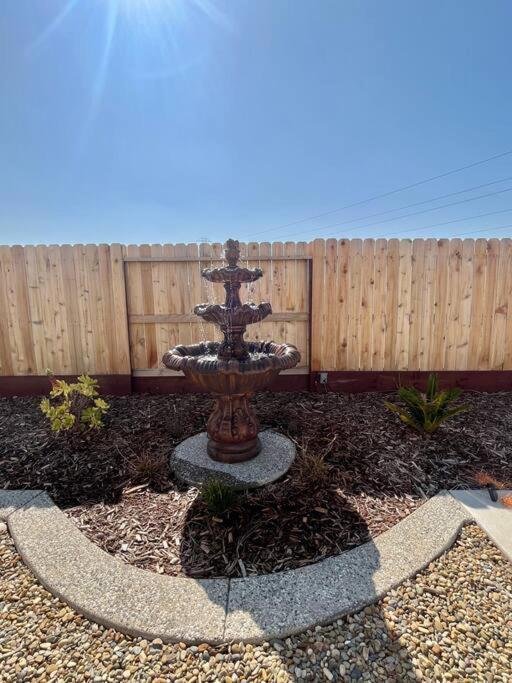 Brand-New, Beautiful & Stylish Home In Sacramento! Esterno foto